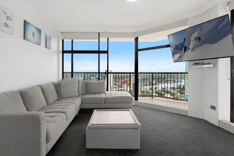 Imperial Surf Modern Beachfront Apartment - CoastHM - Accommodation Perth 1