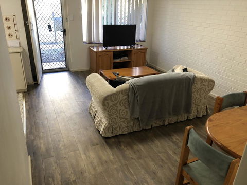 Affordable Comfortable Inglewood Apartment+Pool - Perth Resorts 1