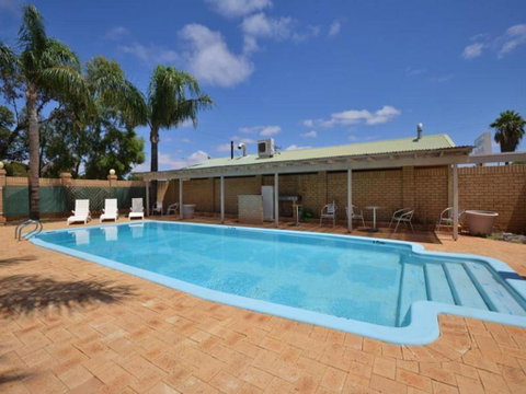Albion Hotel - Accommodation Perth 0