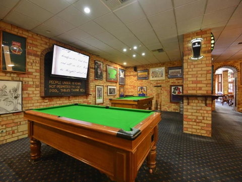 Albion Hotel - Accommodation Perth 2