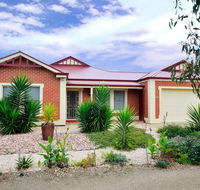 All Seasons Port Elliot Holiday House - Accommodation Perth