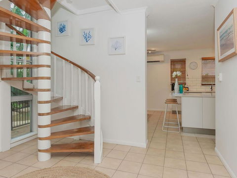 Allawah Palms Villa - Perth Resorts 2