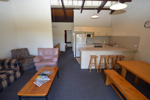 Alpha 8 - Accommodation Perth 1