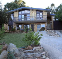 Alpine Apartment - Great location with views of Lake Jindabyne - Accommodation Perth