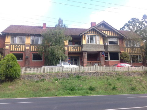 Alpine Retreat Hotel - Accommodation Perth 0