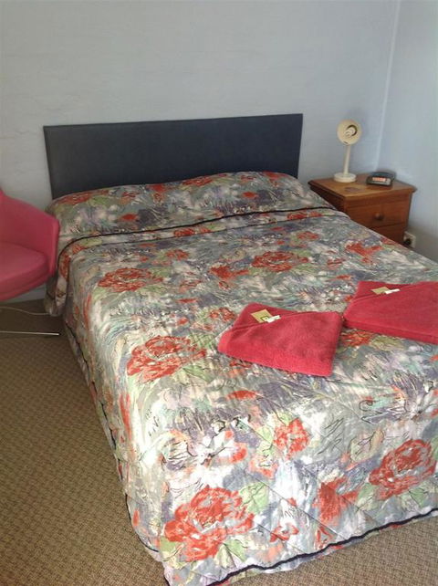 Altona Motel - Accommodation Perth 3