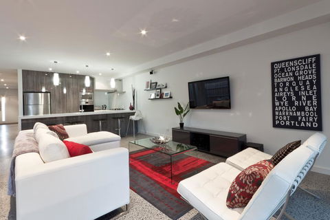 Amaroo - Accommodation Perth 0