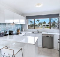 Amazing Modern Apartment on the Canal - Accommodation Perth