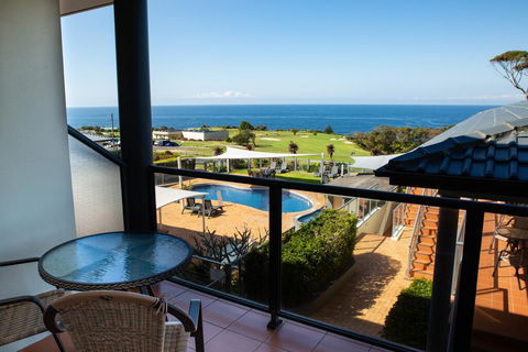 Amooran Oceanside Apartments And Motel - Accommodation Perth 2