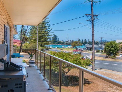 Anchorage 2, With Water Views - Accommodation Perth 0