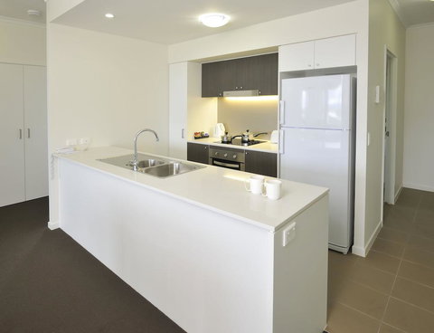 Apartments G60 Gladstone - Perth Resorts 3