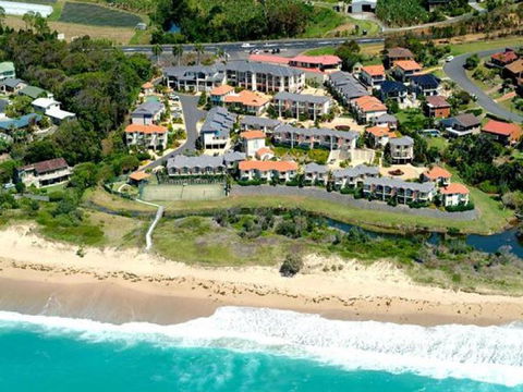 Aqualuna Beach Resort - Unit 25 - Perth Resorts 0