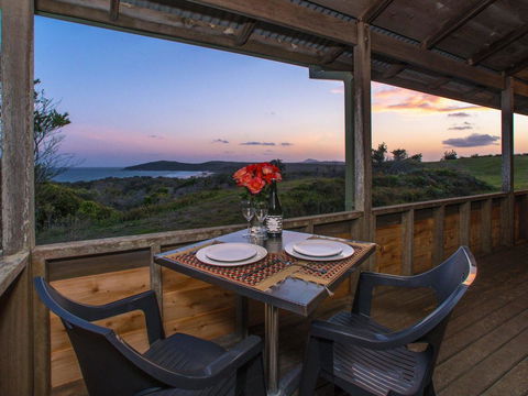 Aqualuna- Excellent Surfing Beaches. - Accommodation Perth 0