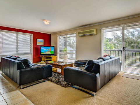 Art House - Accommodation Perth 2