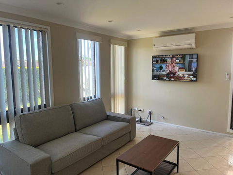 Luxurious Home - Perth Resorts 1