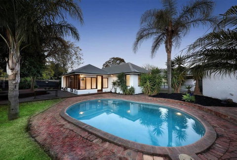 Luxury 5 Bedrooms, Pool, Quiet - Accommodation Perth 0