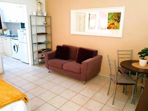 M104 West Perth Studio Apartment Near Kings Park - Accommodation Perth 0