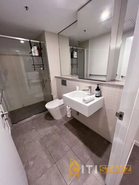 Magic At Midnight - Braddon CBD - 1 Bd 1bth Apt - Accommodation Perth 2