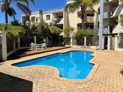Magical Mcatee W Pool And King Bed - Accommodation Perth 1