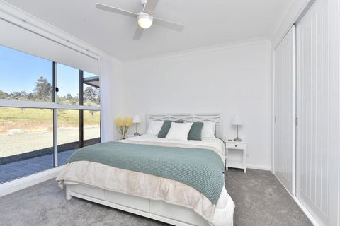 Magpie Two - Two For Joy Estate - Accommodation Perth 3