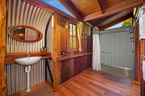 MANGO LODGE River Heads - Accommodation Perth 3