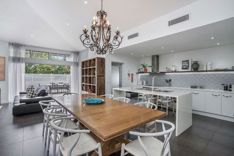 Marvel Penthouse. A Luxury Apartment By Belle Escapes Byron Bay - Accommodation Perth 1