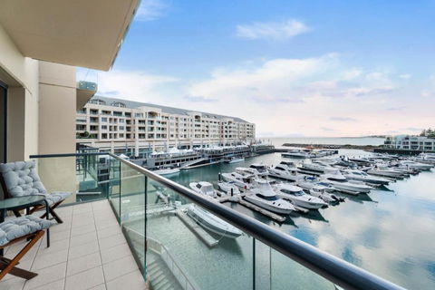 Marina Views Free Parking Beachside & Seaview - Accommodation Perth 1