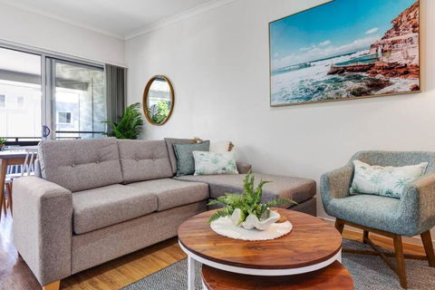 MARJ12- Stylish And Spacious - Accommodation Perth 0