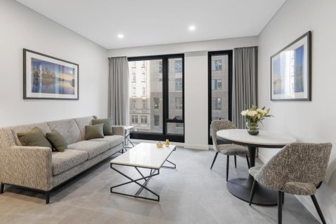 Meriton Suites Melbourne - Accommodation Perth 0