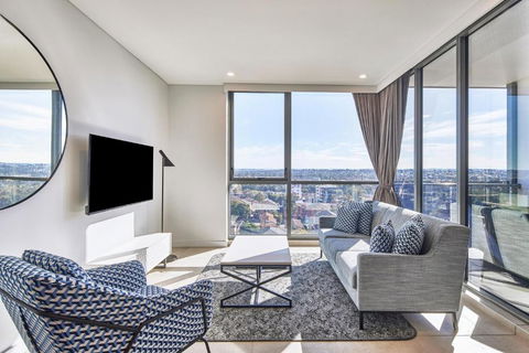 Meriton Suites Liverpool - Accommodation Perth 0