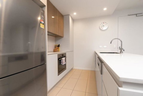 Modish Apartment Near Parliamentary Triangle - Accommodation Perth 2