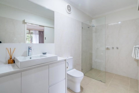 Moe Parklands Motel - Accommodation Perth 2