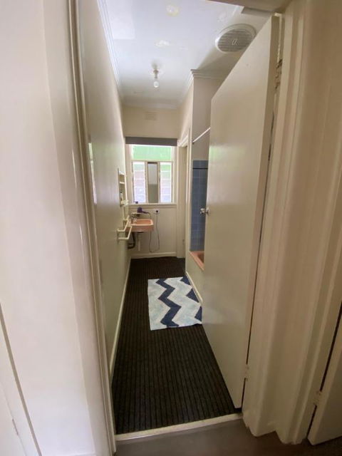 Mitcham Station Home Stay - Perth Resorts 3