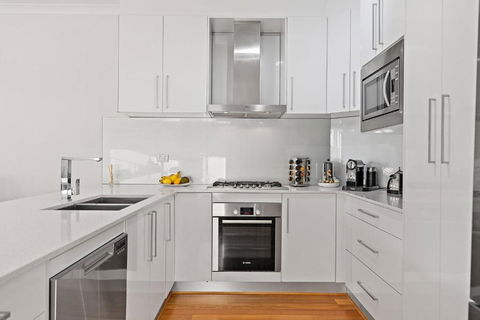 Modern Scarborough Townhouse - Perth Resorts 2