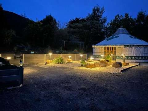 Mongolian Crafted Yurt With Private Spa And Spectacular Views - Accommodation Perth 1