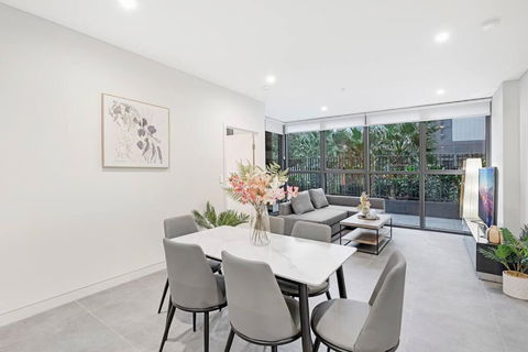 Modern 2B2B APT At Homebush - Accommodation Perth 0