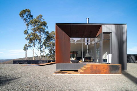 Mountain Top Snug, House Itas - Perth Resorts 0