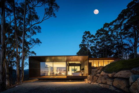 Mountain Top Snug, Studio Itas - Perth Resorts 0