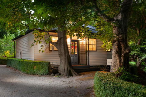 Moulton Park Estate - Cottages - Accommodation Perth 0