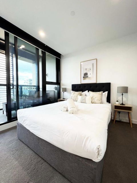 Myka Home New Apartment In Box Hill YS4A - Accommodation Perth 3