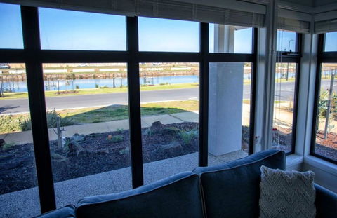 NAUTILUS - Accommodation Perth 3