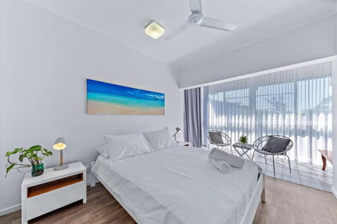 NEW! 2BR Whitsundays Oasis W/ Ocean Views - Accommodation Perth 1