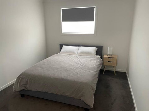 New 3 Bedroom House In Cooma - Perth Resorts 1