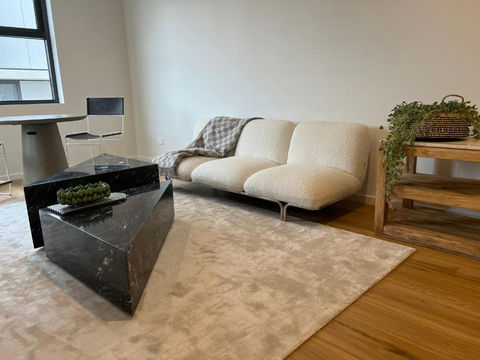 NEW BOUTIQUE 1bd Apt - Accommodation Perth 2