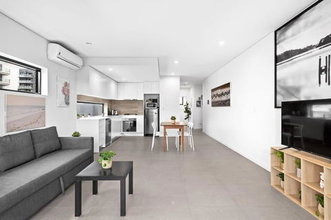 New Modern 2BR 2baths Apt In Homebush Sleeps 6 - Accommodation Perth 0