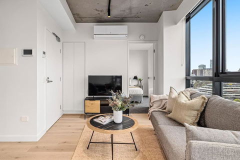 NEW Spectacular Views Southbank - Accommodation Perth 2