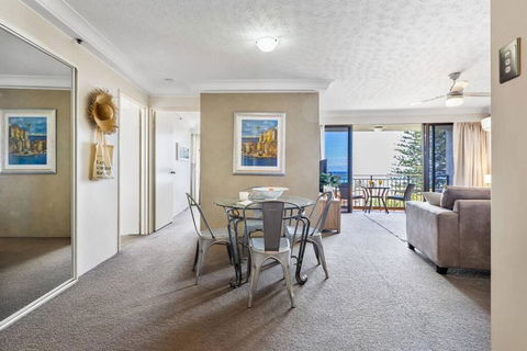 Ocean Breeze At Palm Beach - Perth Resorts 3
