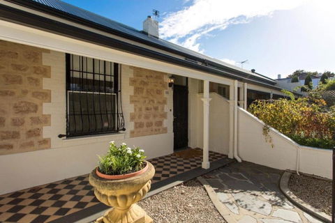 North Adelaide Row Cottage Monte - Accommodation Perth 0