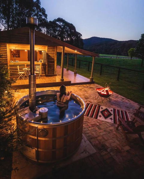 Nug Nug Park Cabin - Perth Resorts 1