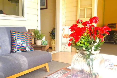 Oakwood House - Entire House Rental - 5 Bedrooms With Netflix And WiFi - Accommodation Perth 1